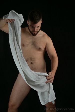 Young stocky man - WhiteTowelMEN project - male photo shooting