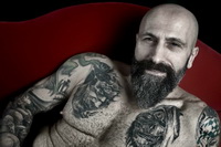 TattooedMEN and LowKeyMEN project - masculine inked bearded muscle guy