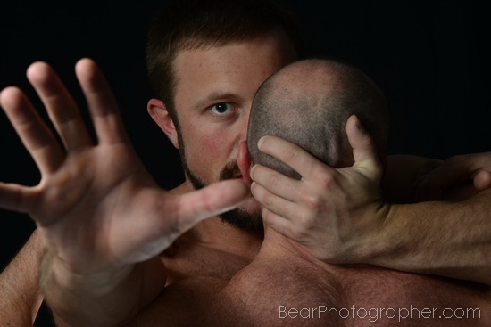 beefy couple photo shoot @ StrongMEN.Studio