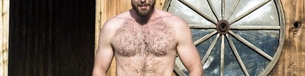 location bearded stocky men free photo shoot